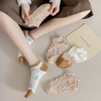 1 Çift Kadın Kısa Çorap Tatlı Kızlar Dantel Japon Kawaii Sevimli Çorap Kadın Harajuku Moda Yaz İnce Düşük Kesim Ayak Bileği Çorap