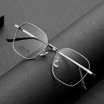 Tam Jant Bellek Titanyum Çerçeve Gözlük Erkek ve Kadın İçin Yeni Varış Borda Poligon Miyopi Gözlük