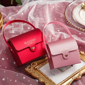 High-end kırmızı Çin hediye kutusu misafirler için Düğün hediyeleri Çikolata Tedavi Şeker hediye çantası Noel Bebek Duş Doğum Günü Partisi kutusu
