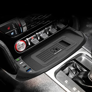 15W Araba kablosuz şarj cihazı QI telefon şarj cihazı hızlı şarj şarj plakası pad Ford Mustang 2015 için 2016 2017 2018 2019 2020 2021