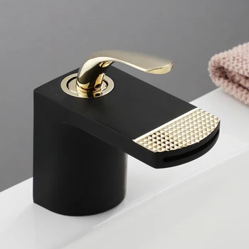 Beyaz musluk ışık lüks altın banyo musluk şelale havzası banyo mikser ev sıcak ve soğuk banyo tek kolu musluklar