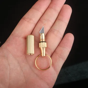 1 ADET Mini Pirinç Bıçak Taşınabilir Yardımcı Kapsül Cep Bıçaklar hayatta kalma bıçağı Anahtarlık Kolye Gadget Mektup Paketi Açacağı