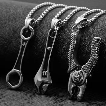 Şık paslanmaz çelik otoriter anahtarı kolye titanyum çelik kolye erkekler para zincir takı sıcak satış