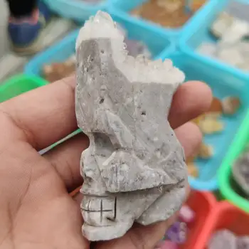 1 adet Temizle Kuvars Kristal Chyrsanthemum Küme Oyma Kafatası Numune